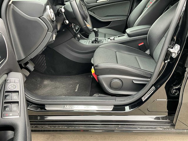 2018 mercedes-benz a160 d - afbeelding 8 van  41
