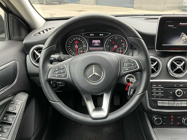 2018 mercedes-benz a160 d - afbeelding 11 van  41