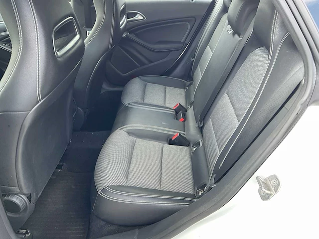 2018 mercedes-benz cla 200d shootingbrake - afbeelding 6 van  24