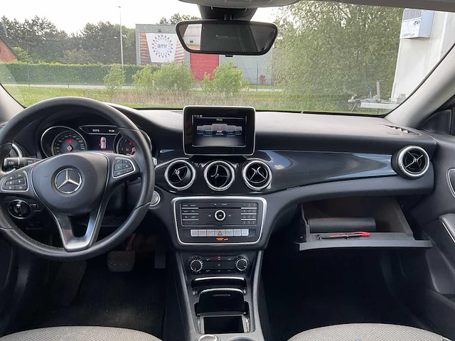 2018 mercedes-benz cla 200d shootingbrake - afbeelding 7 van  24