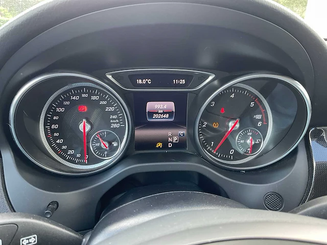 2018 mercedes-benz cla 200d shootingbrake - afbeelding 10 van  24
