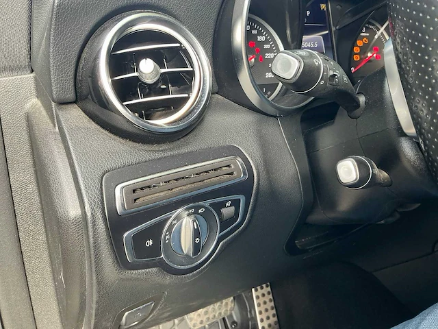 2018 mercedes-benz glc 220d 4 matic personenauto - afbeelding 8 van  27