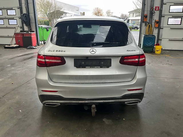 2018 mercedes-benz suv glc220d personenauto - afbeelding 18 van  21