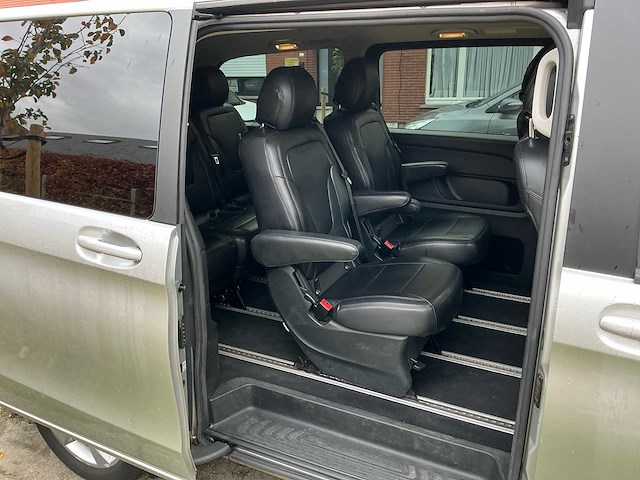 2018 mercedes-benz v220 - afbeelding 21 van  58