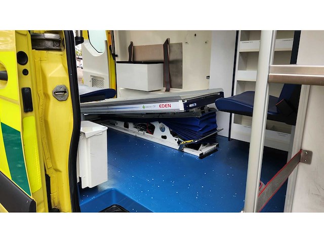 2018 mercedes sprinter ambulances | 218599km - afbeelding 24 van  40