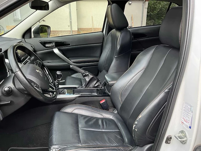 2018 mitsubishi eclipse cross personenauto - afbeelding 3 van  36