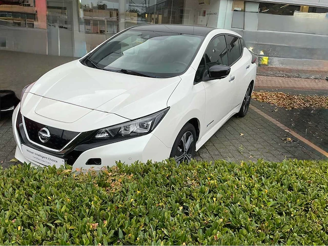 2018 nissan leef zero emissies personenauto - afbeelding 9 van  16