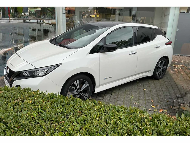 2018 nissan leef zero emissies personenauto - afbeelding 12 van  16