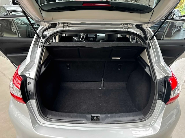 2018 nissan pulsar c13 - afbeelding 15 van  28