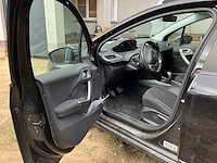 2018 peugeot 2008 personenauto - afbeelding 2 van  31