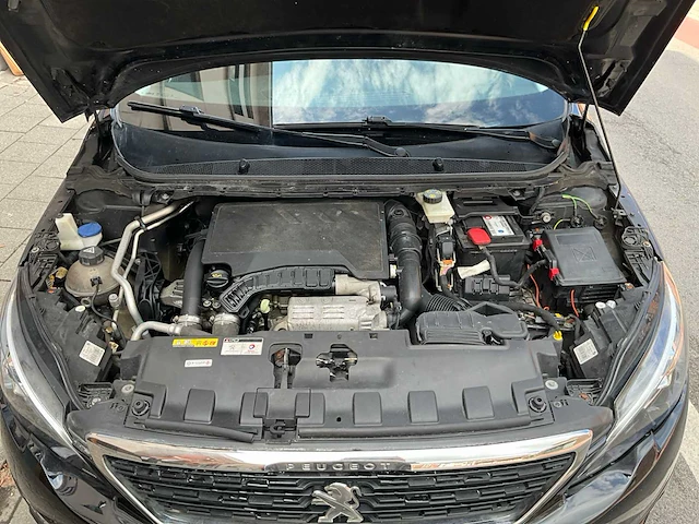 2018 peugeot 308 personenauto - afbeelding 9 van  50