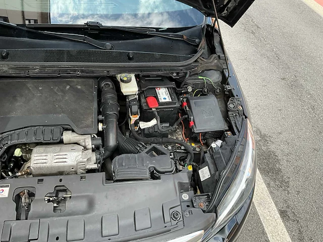 2018 peugeot 308 personenauto - afbeelding 11 van  50