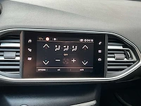 2018 peugeot 308 personenauto - afbeelding 17 van  50