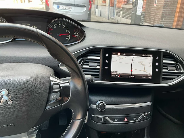 2018 peugeot 308 personenauto - afbeelding 27 van  50