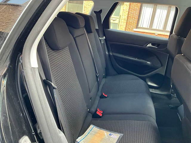 2018 peugeot 308 personenauto - afbeelding 36 van  50