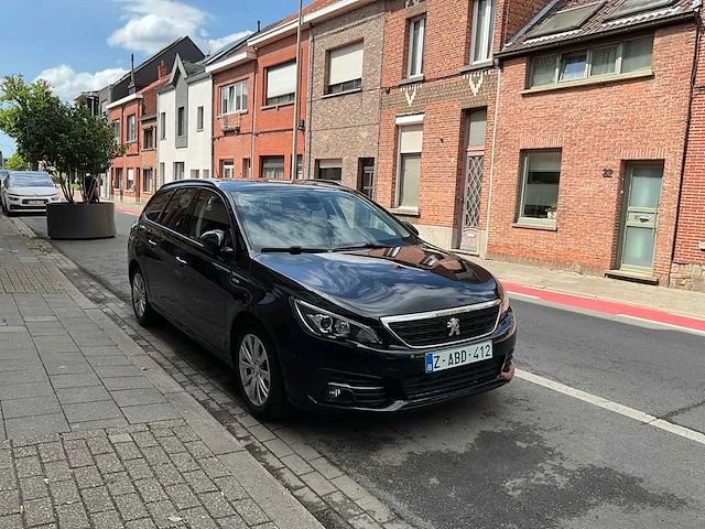 2018 peugeot 308 personenauto - afbeelding 34 van  50
