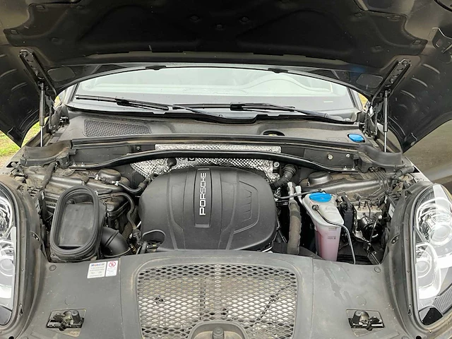 2018 porsche macan personenauto - afbeelding 15 van  62