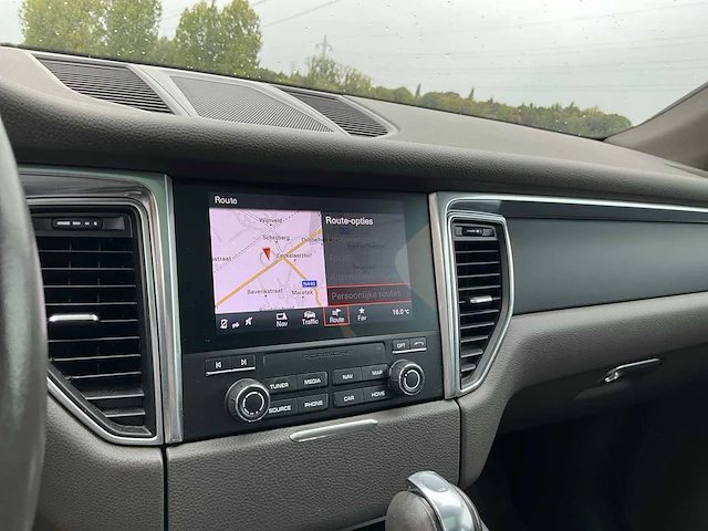 2018 porsche macan personenauto - afbeelding 31 van  62