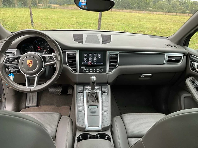 2018 porsche macan personenauto - afbeelding 46 van  62