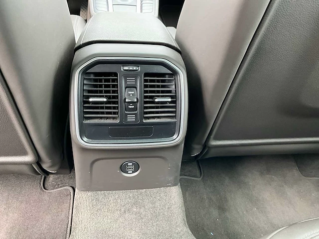 2018 porsche macan personenauto - afbeelding 47 van  62