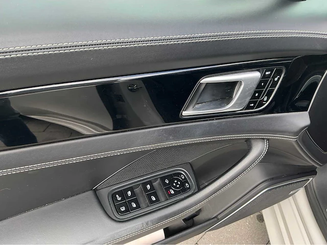 2018 porsche panamera 4 e-hybrid personenauto - afbeelding 39 van  62