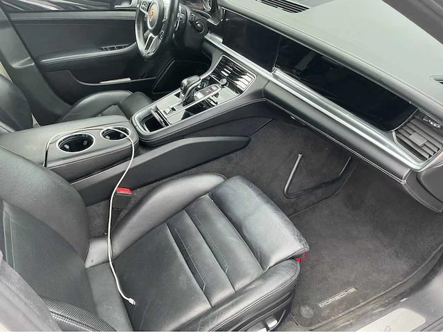 2018 porsche panamera 4 e-hybrid personenauto - afbeelding 49 van  62