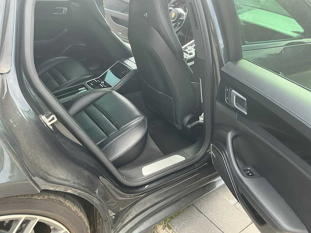 2018 porsche panamera 4e hybride personenauto - afbeelding 27 van  40