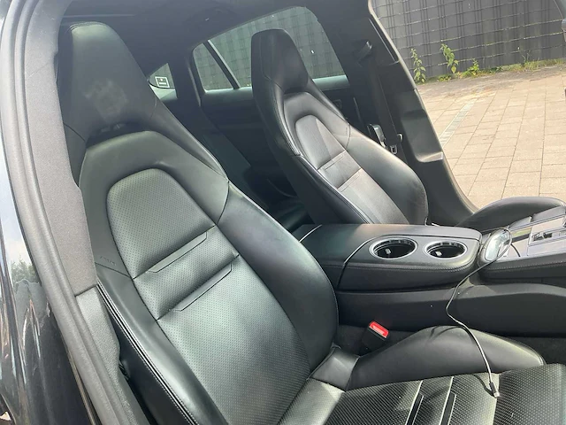 2018 porsche panamera 4e hybride personenauto - afbeelding 31 van  40