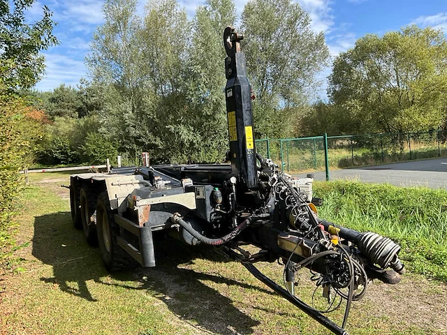 2018 pronar t386 - container haaksysteem - afbeelding 18 van  38
