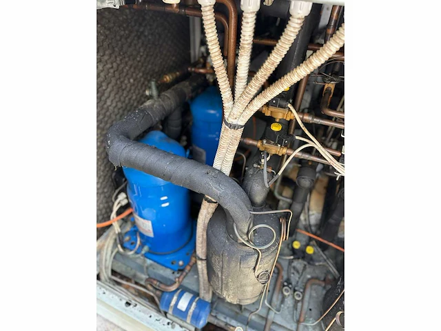 2018 rhoss tcaety 279 chiller koelunit - afbeelding 14 van  14