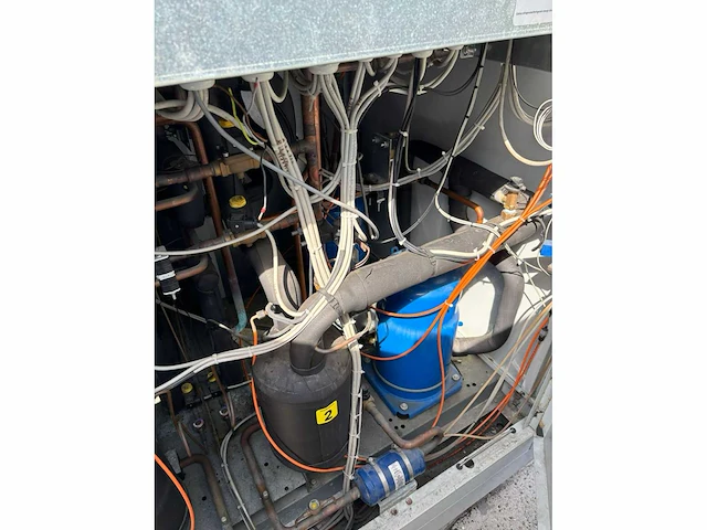 2018 rhoss txaes 495 t&p1 chiller - afbeelding 3 van  13