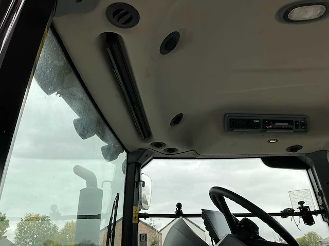 2018 veelzijdige 315 pk 4wd landbouwtractor - afbeelding 33 van  57