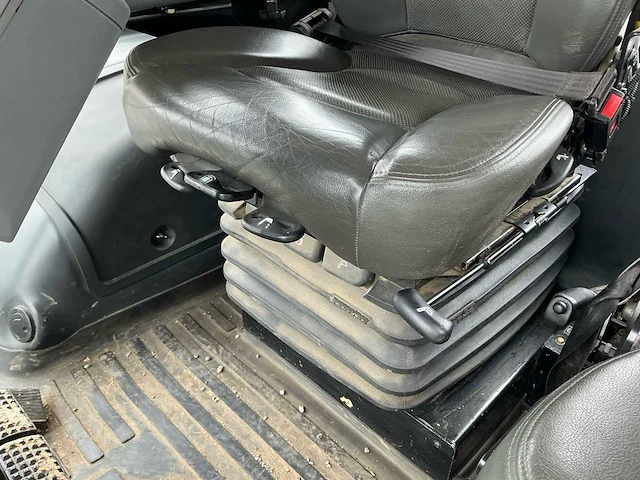 2018 veelzijdige 315 pk 4wd landbouwtractor - afbeelding 46 van  57