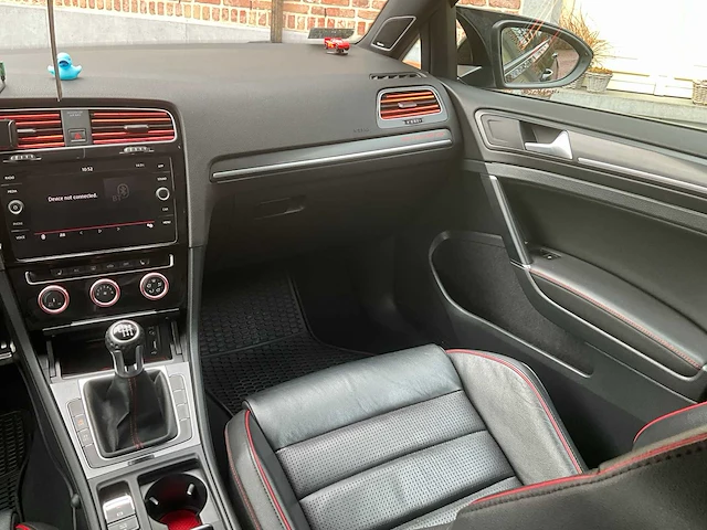 2018 volkswagen golf gti - afbeelding 16 van  62
