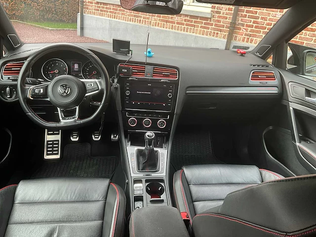 2018 volkswagen golf gti - afbeelding 17 van  62
