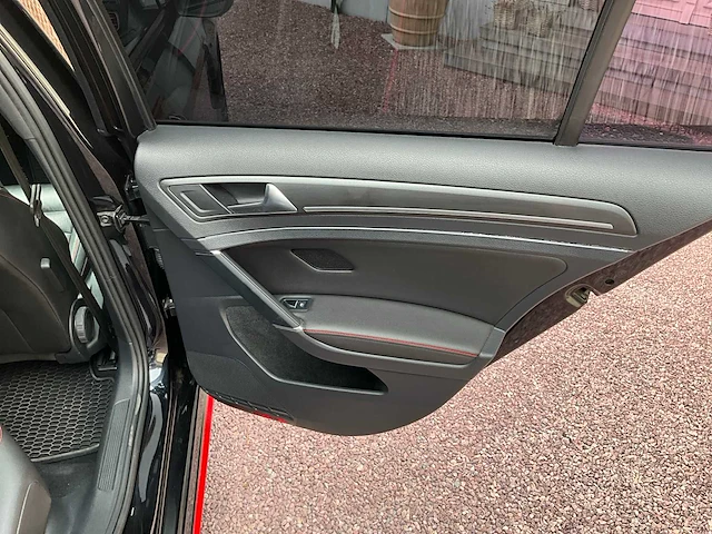 2018 volkswagen golf gti - afbeelding 31 van  62