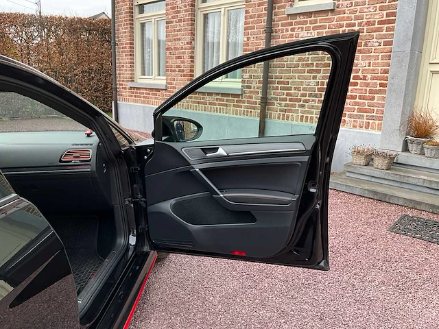 2018 volkswagen golf gti - afbeelding 37 van  62