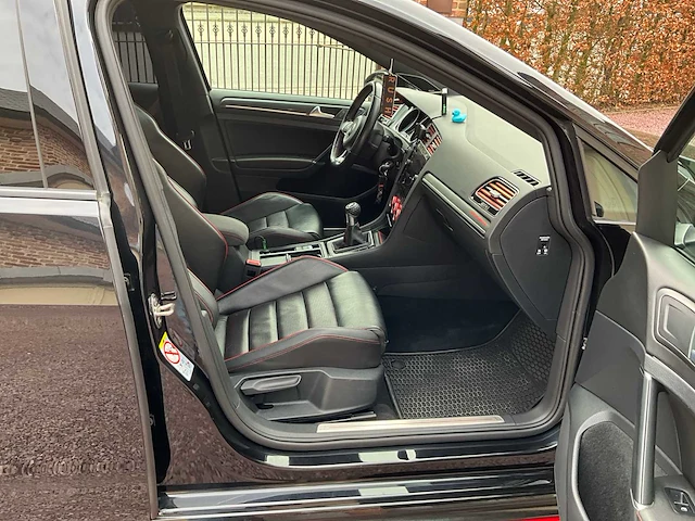 2018 volkswagen golf gti - afbeelding 39 van  62