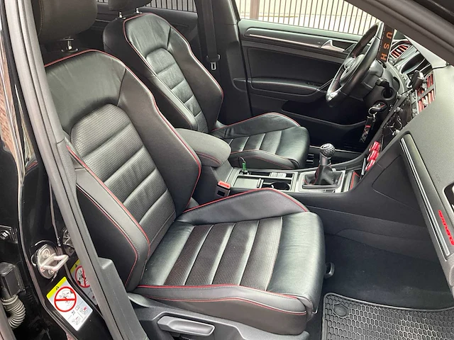 2018 volkswagen golf gti - afbeelding 41 van  62