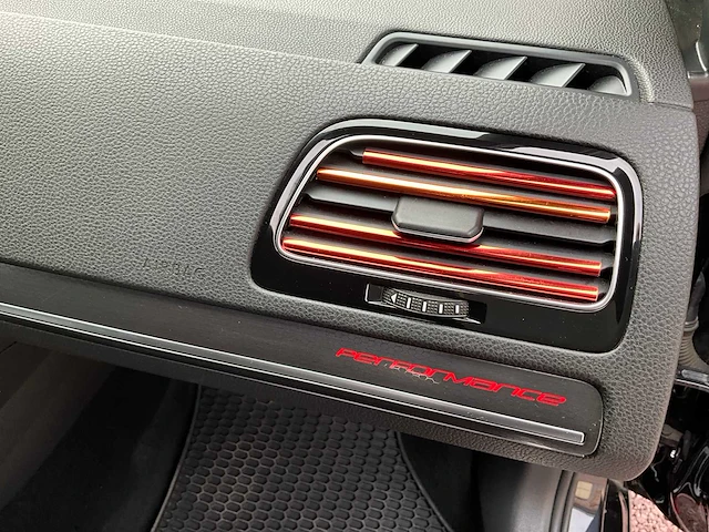 2018 volkswagen golf gti - afbeelding 43 van  62
