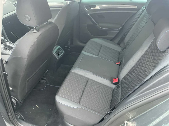 2018 volkswagen golf - afbeelding 16 van  33