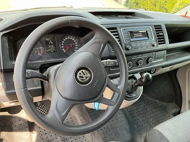 2018 volkswagen kombi - 8 zitplaatsen - lichte vrachtwagen - afbeelding 4 van  26