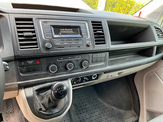 2018 volkswagen kombi - 8 zitplaatsen - lichte vrachtwagen - afbeelding 5 van  26