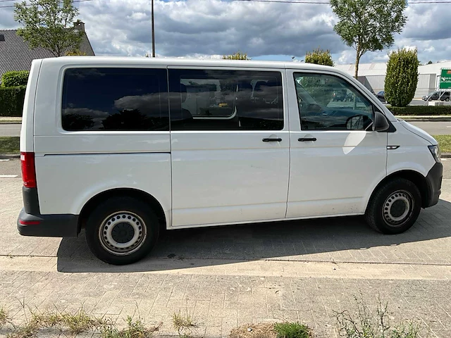 2018 volkswagen kombi - 8 zitplaatsen - lichte vrachtwagen - afbeelding 23 van  26