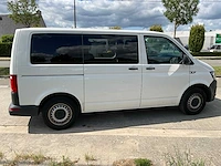 2018 volkswagen kombi - 8 zitplaatsen - lichte vrachtwagen - afbeelding 23 van  26