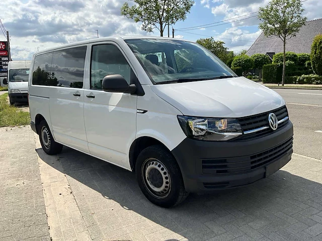 2018 volkswagen kombi - 8 zitplaatsen - lichte vrachtwagen - afbeelding 24 van  26