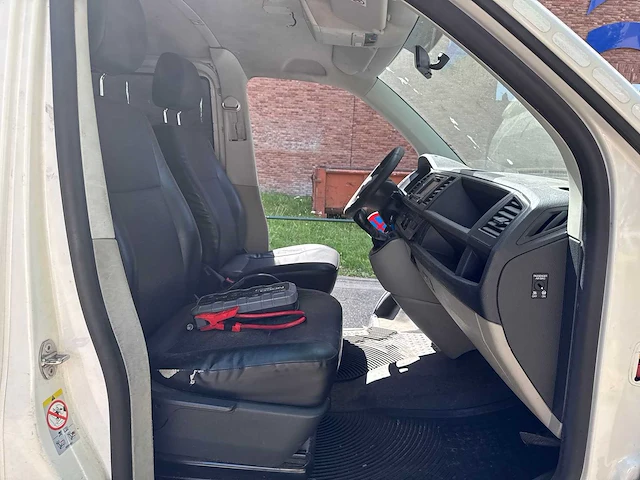 2018 volkswagen transporter kombi - afbeelding 8 van  118