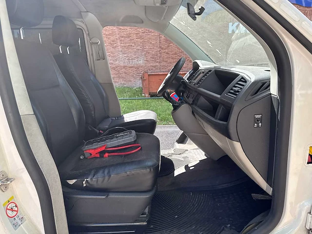 2018 volkswagen transporter kombi - afbeelding 14 van  118