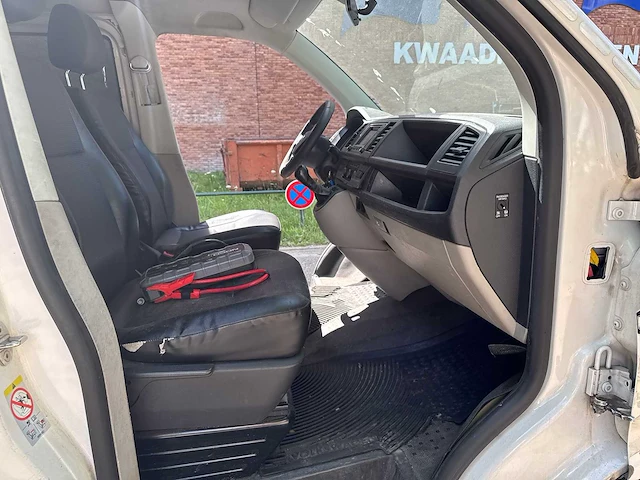 2018 volkswagen transporter kombi - afbeelding 16 van  118
