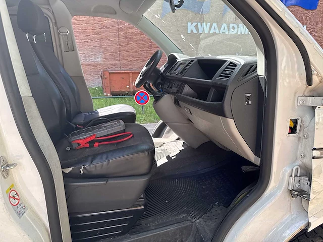 2018 volkswagen transporter kombi - afbeelding 17 van  118